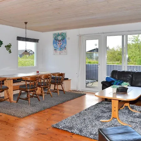 Dom wakacyjny Evalotte - 600m From The Sea By Interhome Lakolk