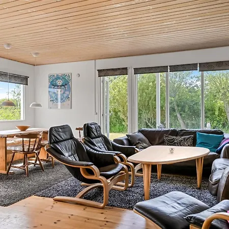 Дом отдыха Evalotte - 600m From The Sea By Interhome