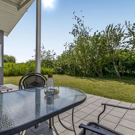 Evalotte - 600m From The Sea By Interhome * Lakolk
