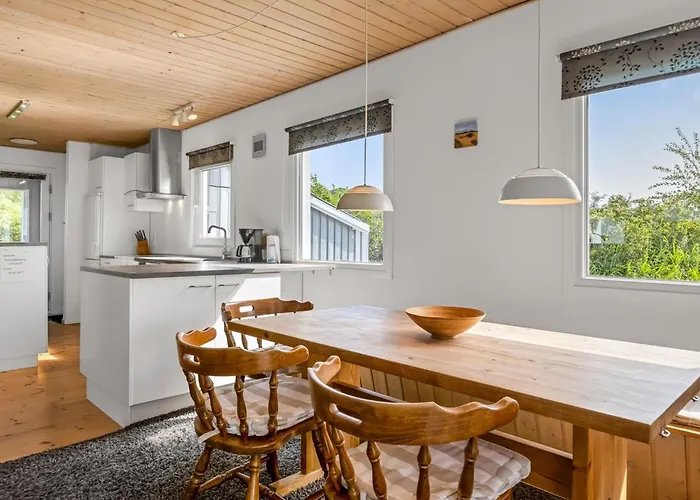 Evalotte - 600m From The Sea By Interhome * Lakolk